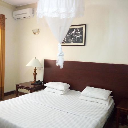 Peniel Beach Hotel Entebbe Zewnętrze zdjęcie