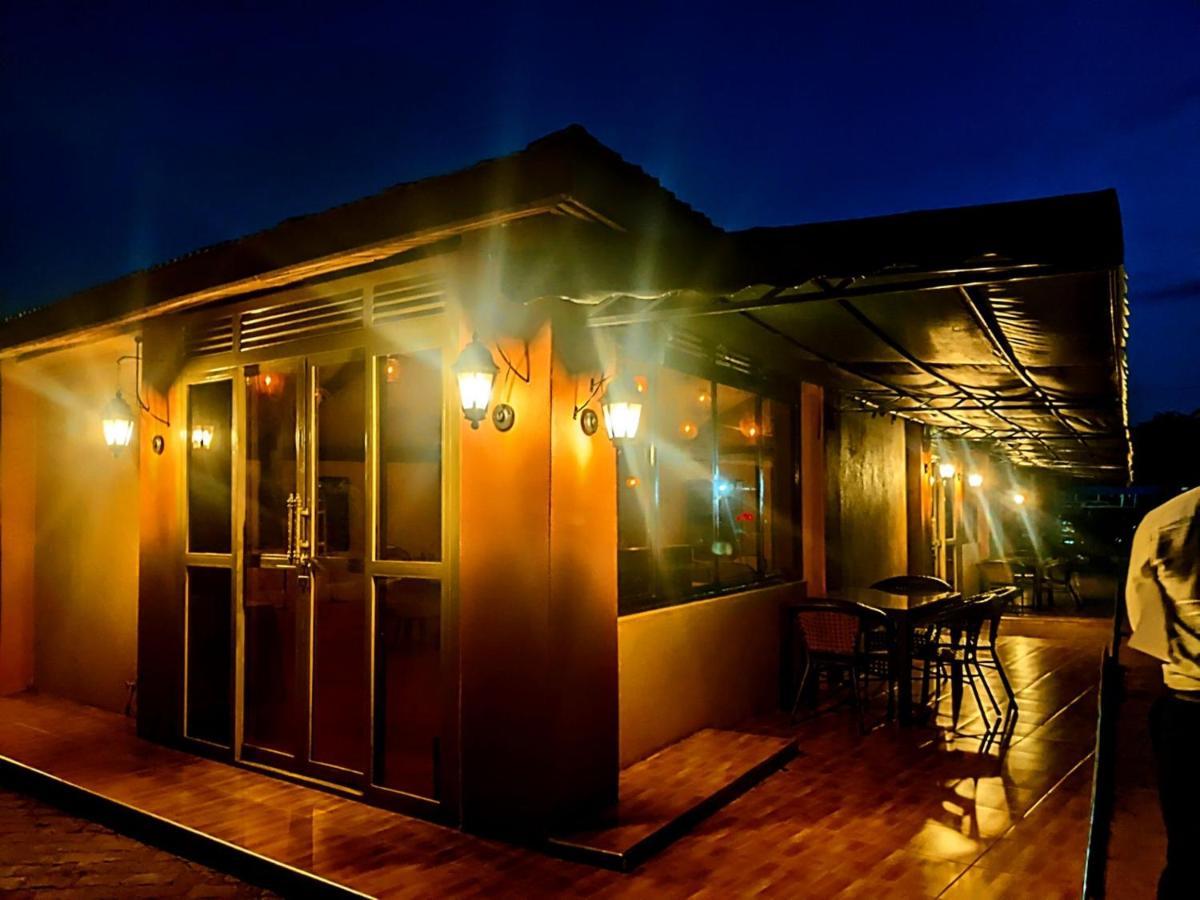 Peniel Beach Hotel Entebbe Zewnętrze zdjęcie