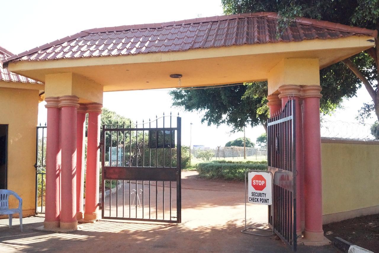 Peniel Beach Hotel Entebbe Zewnętrze zdjęcie